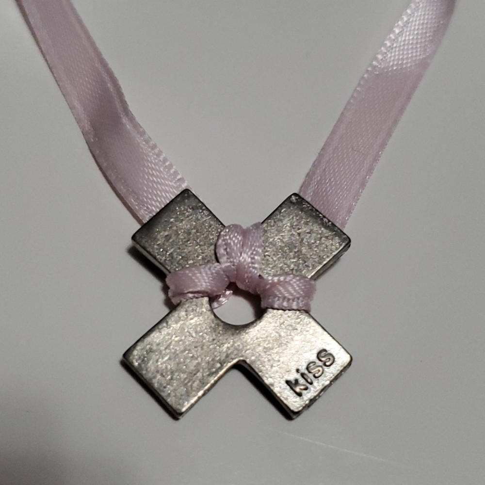 Unique Necklaces - Picture 5 of 6